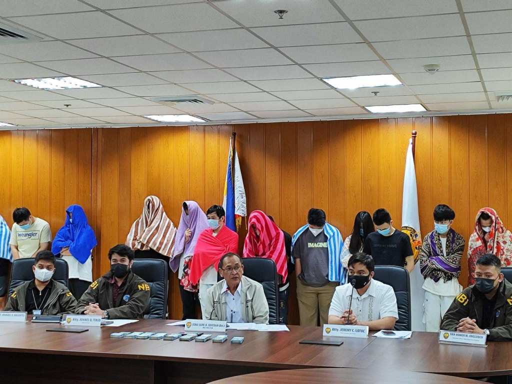 12 Chinese nabbed for scamming activities, 5 Filipinos arrested for bribing NBI officers 