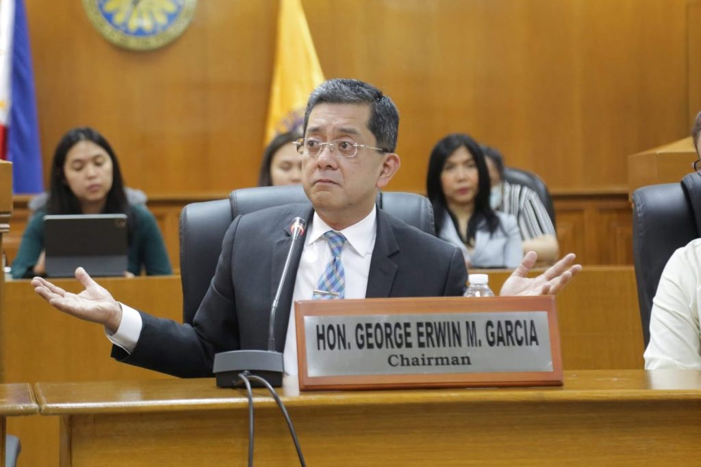 Man of the hour: Comelec chief faces tough election&nbsp;battles