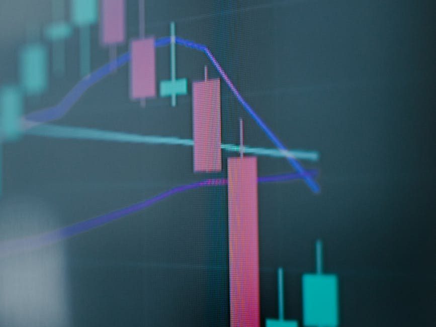 PH shares dip as investors pocket gains; peso&nbsp;strengthens