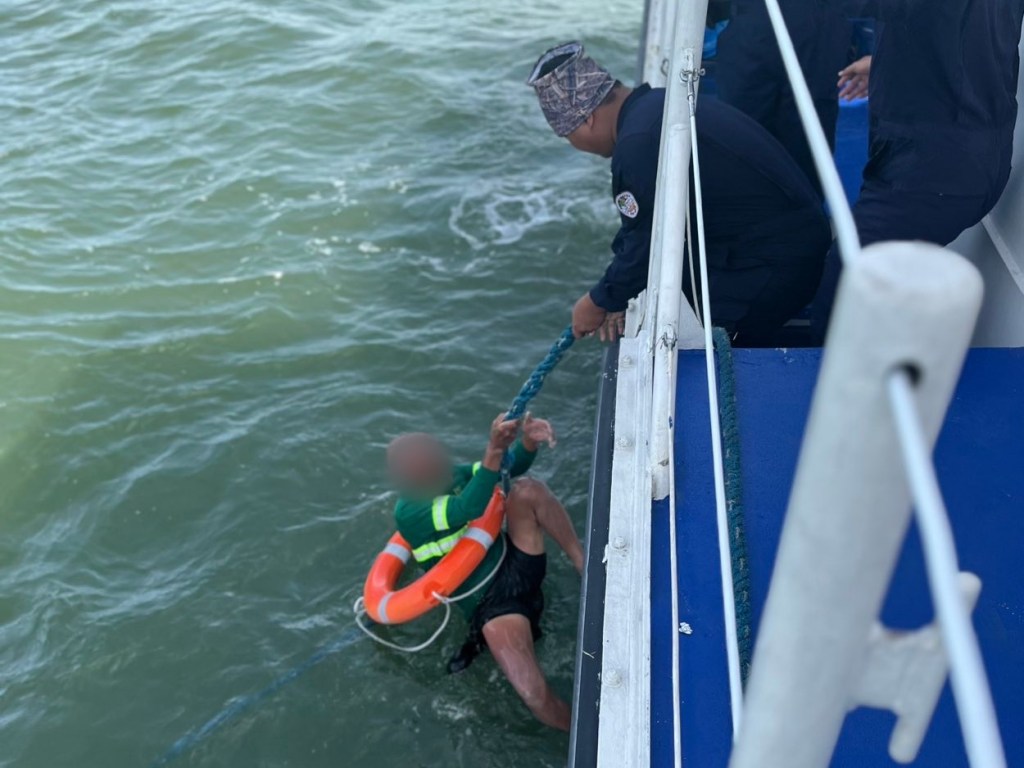 2 missing fishermen off Bataan&nbsp;rescued