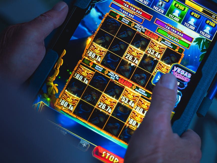 Lawmakers seek ‘tougher regulations’ vs online gambling, urge crackdown on e-wallets and social media&nbsp;promotions