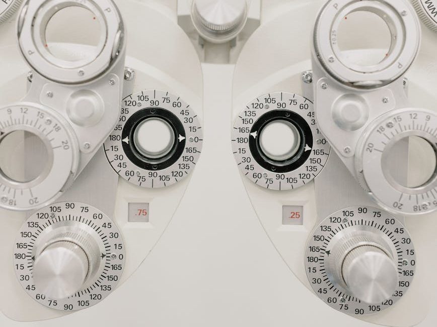 NBI arrests man in Manila for illegal optometry, use of fake&nbsp;documents