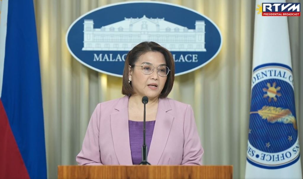 Marcos orders extension of rice import ban to support&nbsp;farmers