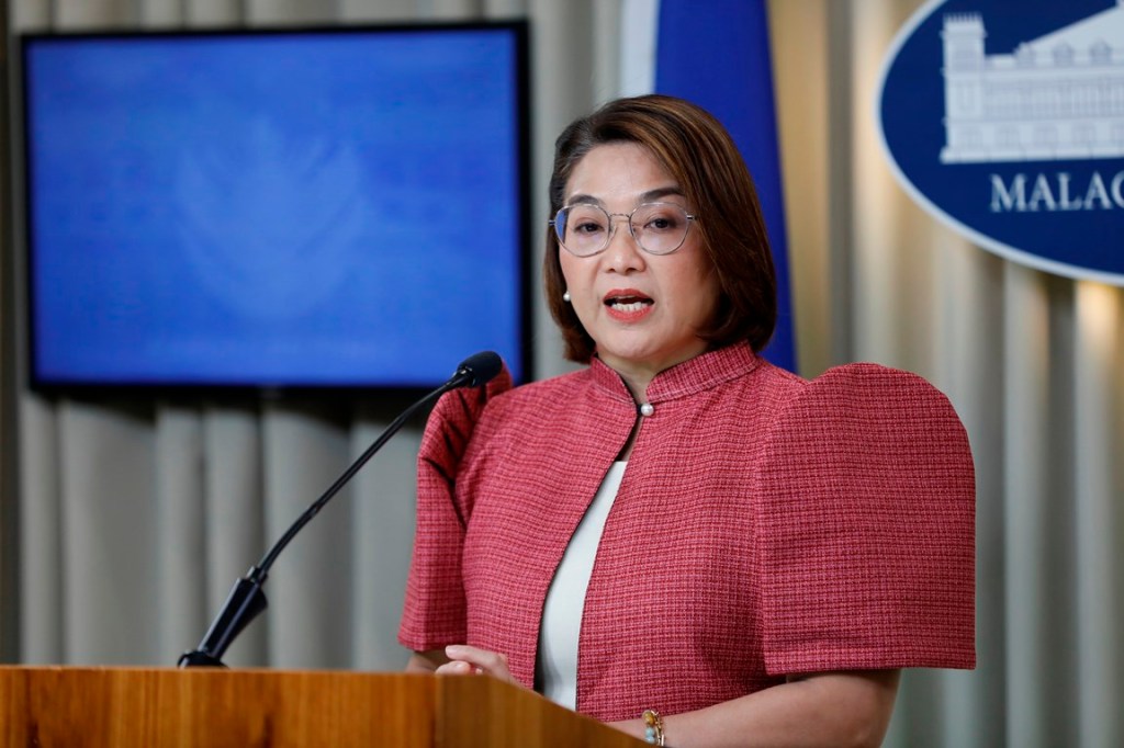 Palace: Marcos ready to veto anomalies in 2026 budget amid graft&nbsp;furor