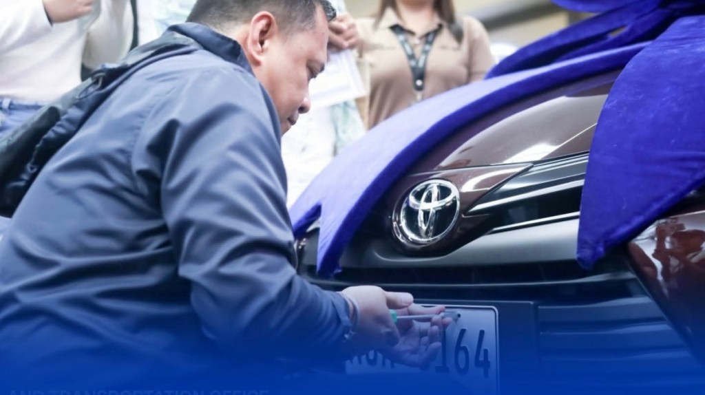 LTO to roll out same-day release of license plates, OR/CR for brand-new vehicles starting October&nbsp;15