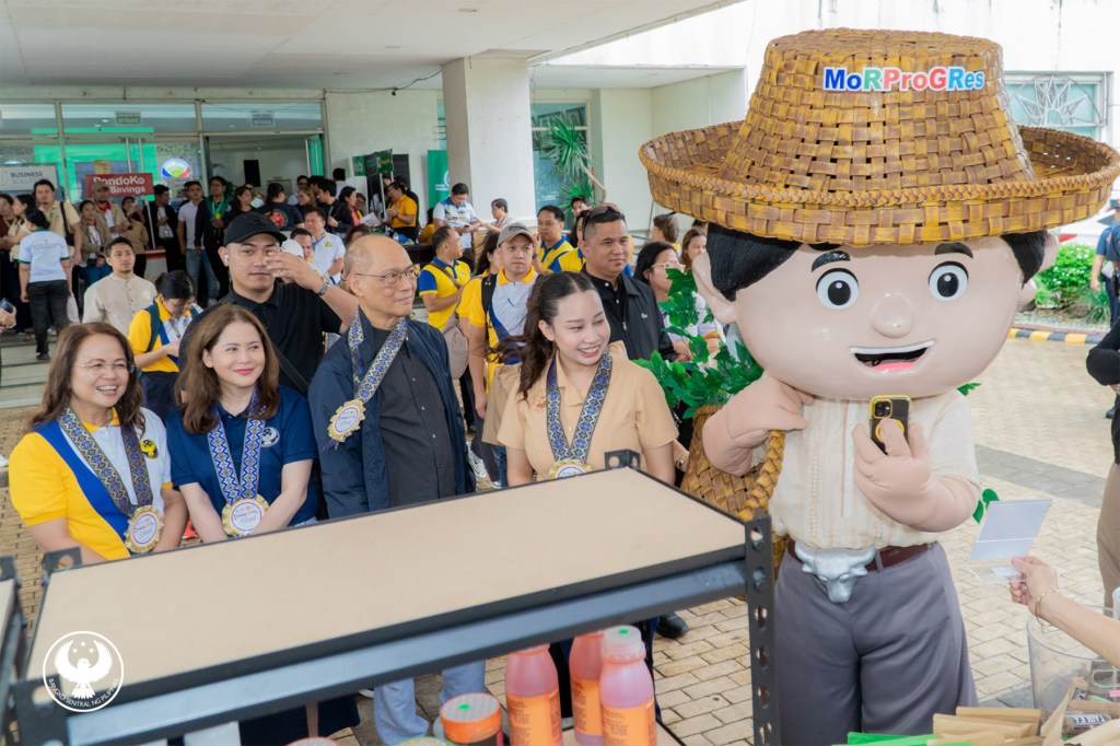 Iloilo pushes QR payments in public markets, utility&nbsp;vehicles