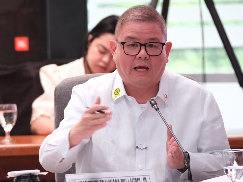 Rice imports already 800,000 tons over target; government limits entries until&nbsp;January