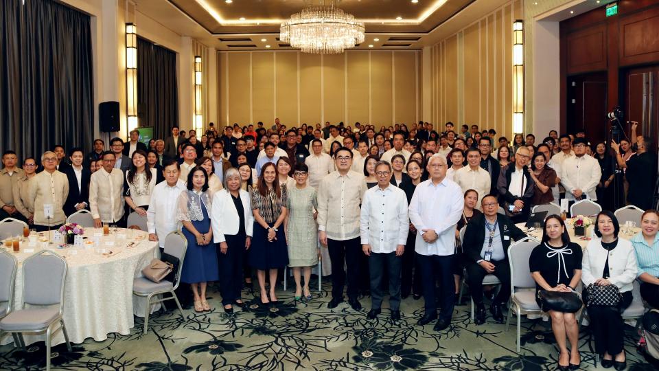 LANDBANK sustainability bond offering draws strong investor&nbsp;interest