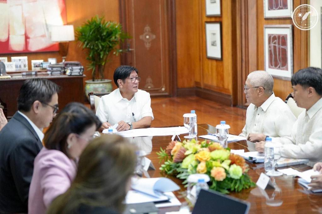 Marcos meets BSP chief on rate cut, economic&nbsp;outlook