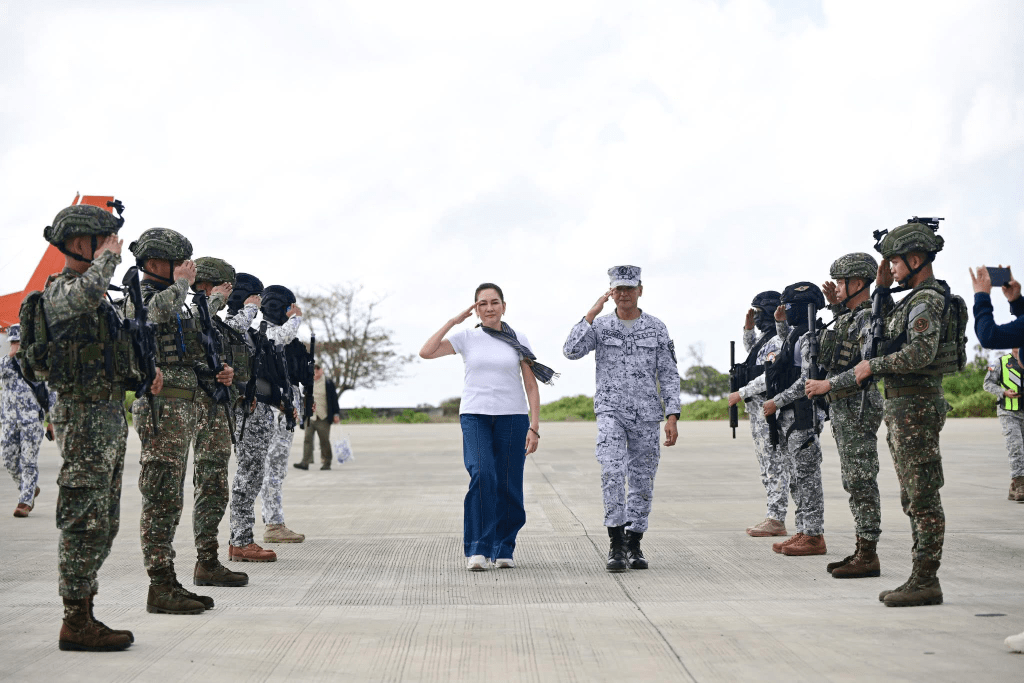 Hontiveros raises red flag after ‘Welcome to China’ messages during Kalayaan trip