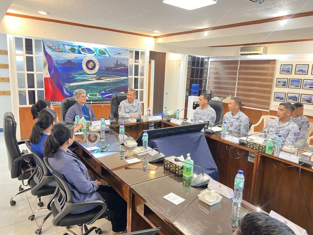 Philippine Navy steps up presence at Tubbataha to curb illegal&nbsp;fishing