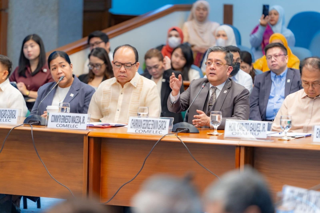 Comelec to review Supreme Court rulings on nuisance&nbsp;candidates