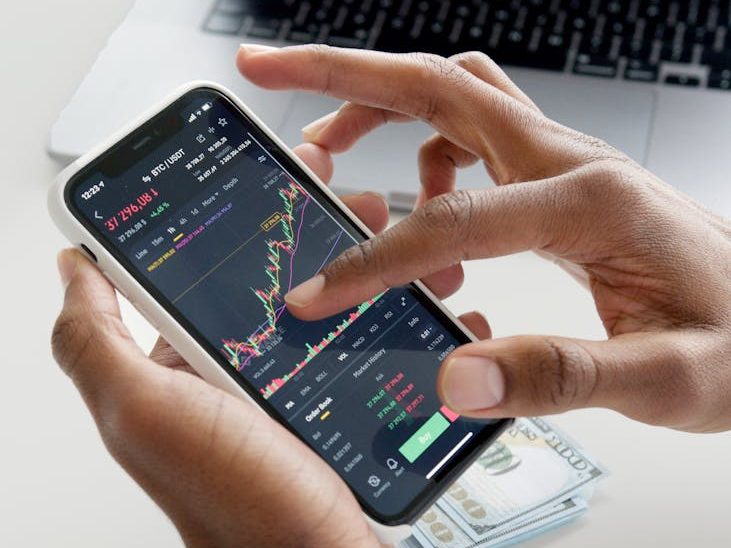 Philippine stock market, peso recover after easing of Middle East&nbsp;tensions