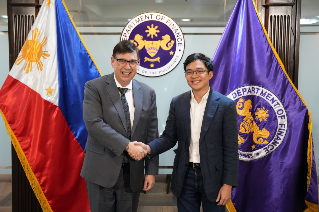 Malacañang stays out of Recto–Leviste&nbsp;clash