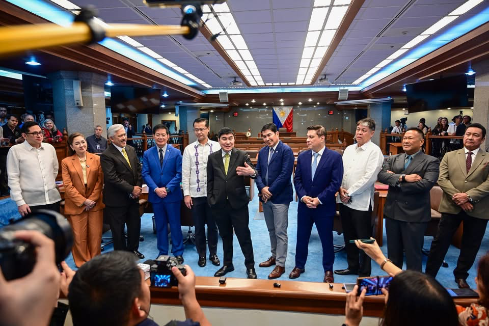 Cayetano asked to resign as Senate minority cites ‘dereliction of duty’