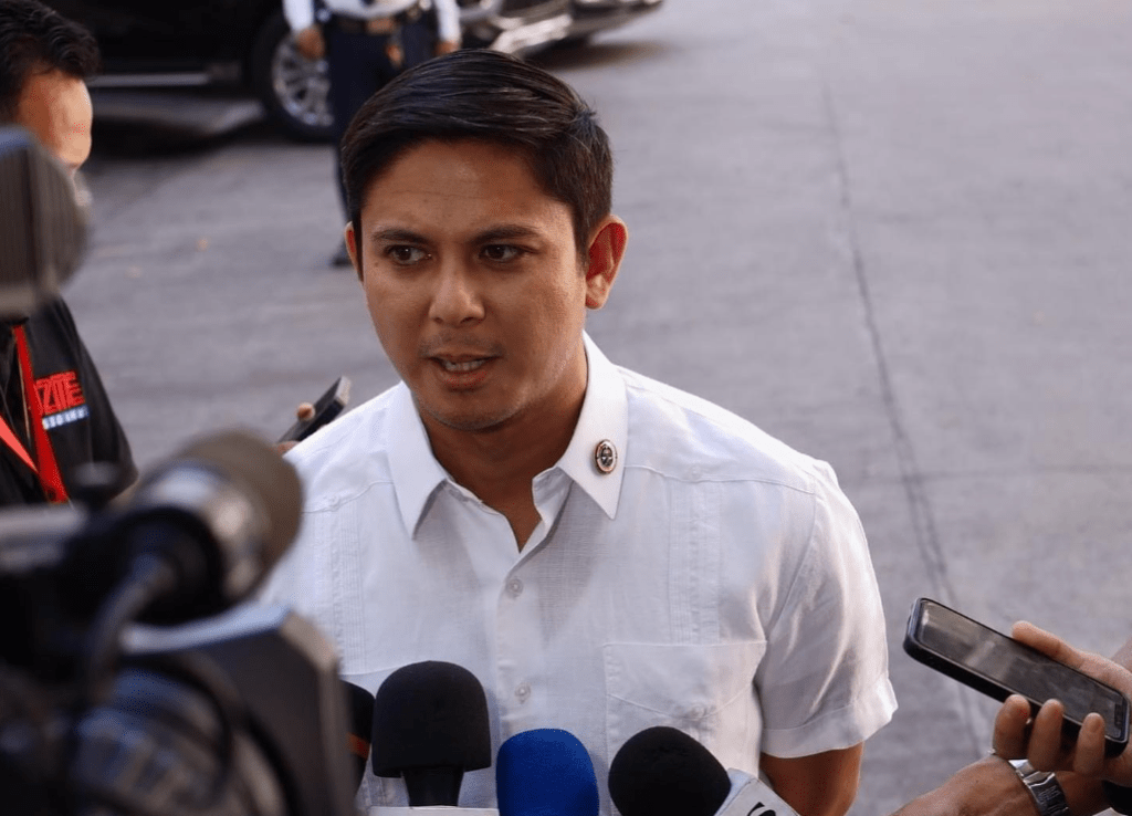 2 lawmakers in Ombudsman crosshairs over alleged construction firm links