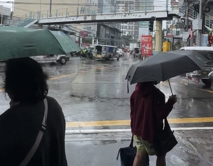 LPA brings rains over Metro Manila, Luzon; PAGASA warns of floods, landslides