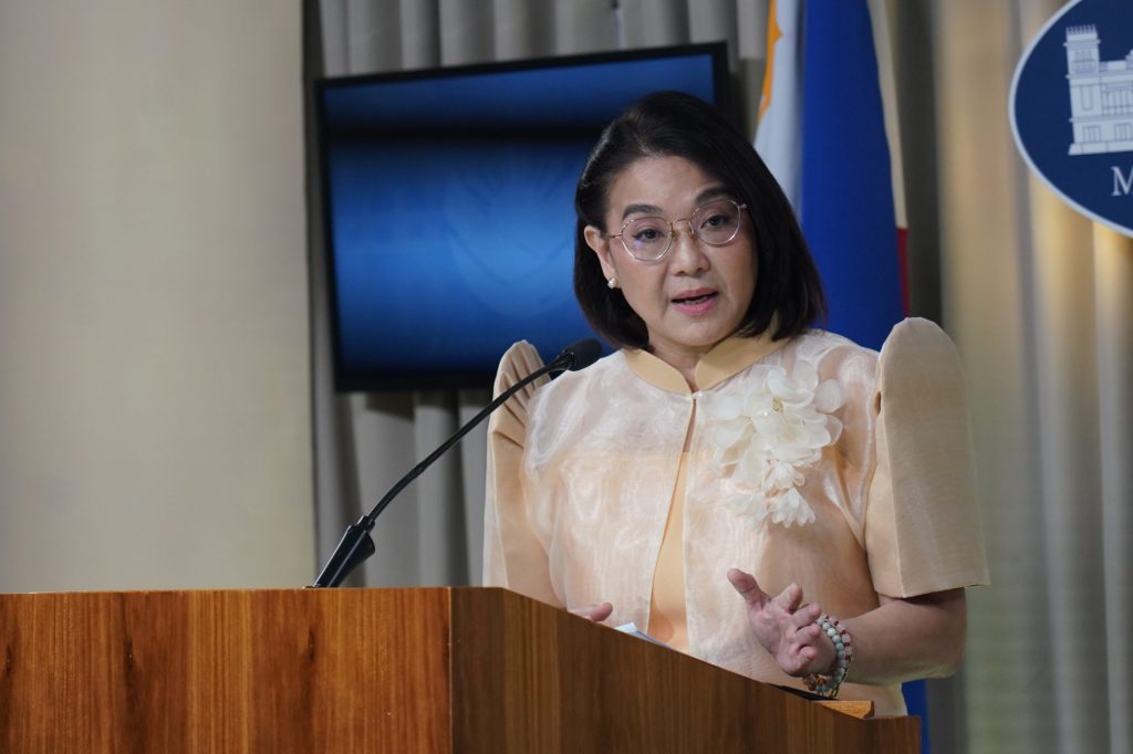 Palace tells transport groups: Talk, don’t&nbsp;strike