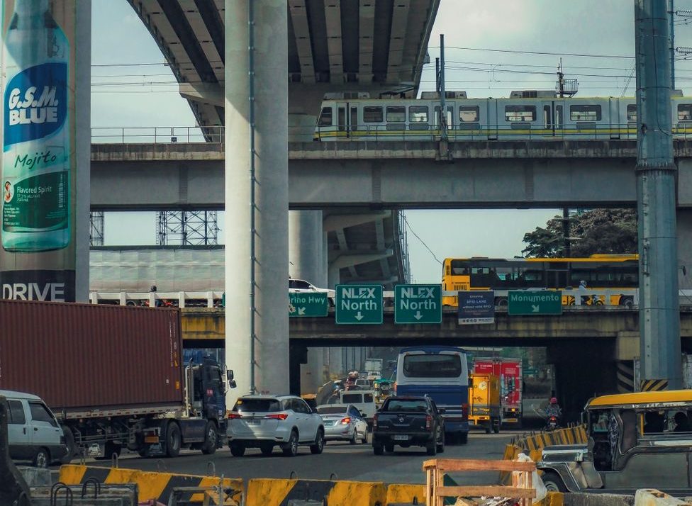 Akbayan to NLEX: Why were motorists left stuck for hours?