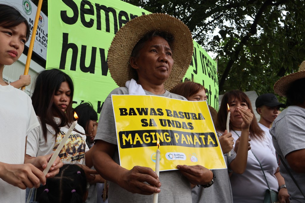 Cemetery visitors urged to avoid single-use plastics, littering during&nbsp;Undas